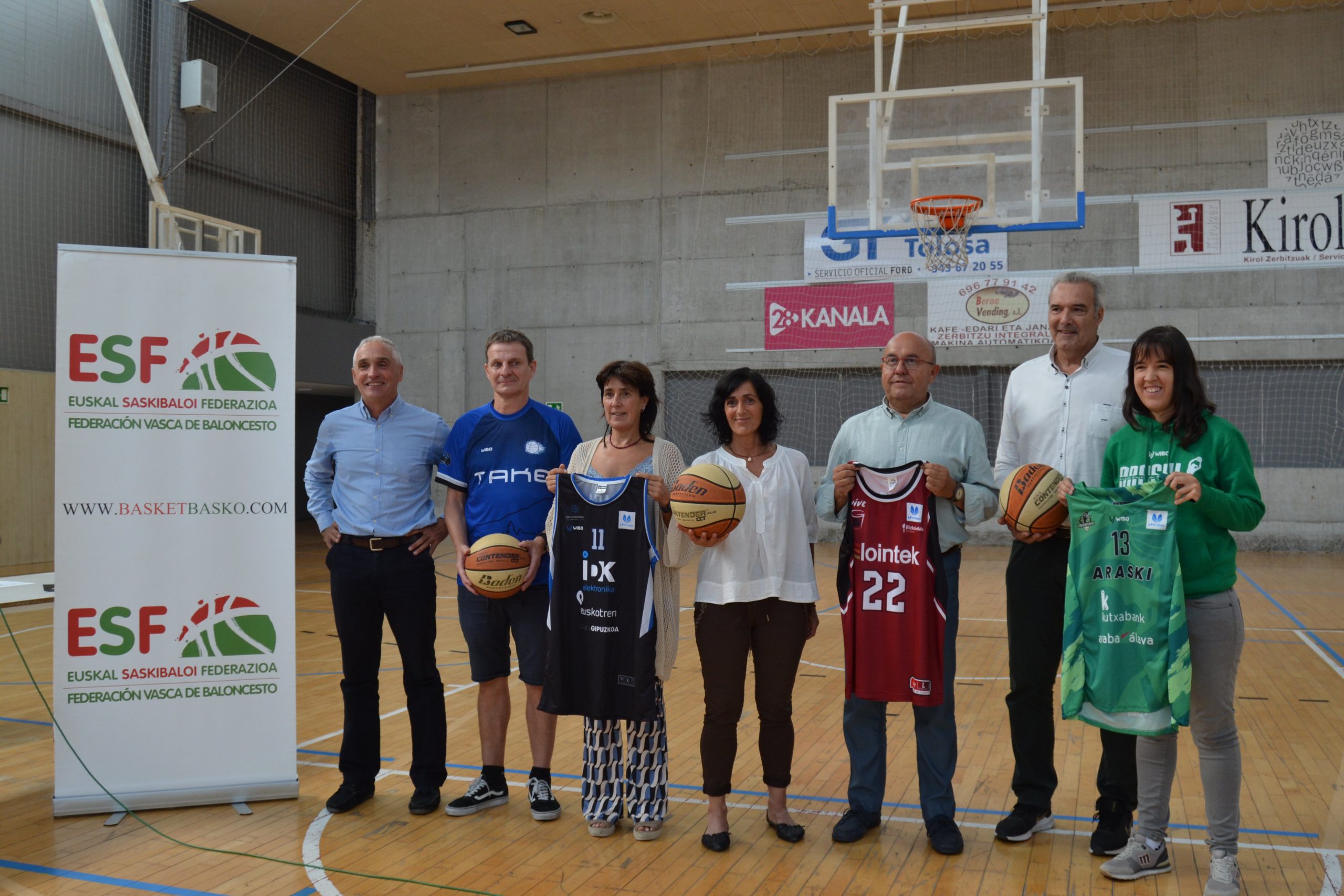 Gracias por tu ayuda saludo visto ropa Tolosa acogerá la Euskal Kopa Femenina de Baloncesto el 23, 24 y 25 de  septiembre￼ | GipuzkoaGaur - Actualidad de Gipuzkoa