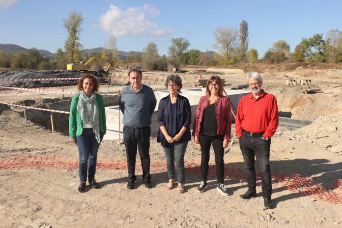 n770_Aitziber_Urquijo__Antonio_Aiz__Ana_Oregi__Amaia_Barredo__Jose_Mari_Sanz_de_Galdeano-696x464-1