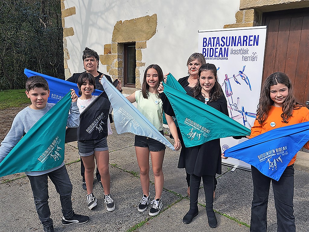 Una cadena humana unirá Errenteria y Donostia para rendir homenaje al euskera batua