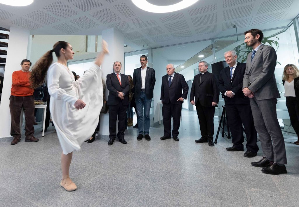 Deusto inaugura el edificio Antxieta en el campus de Donostia, un espacio con nuevos servicios