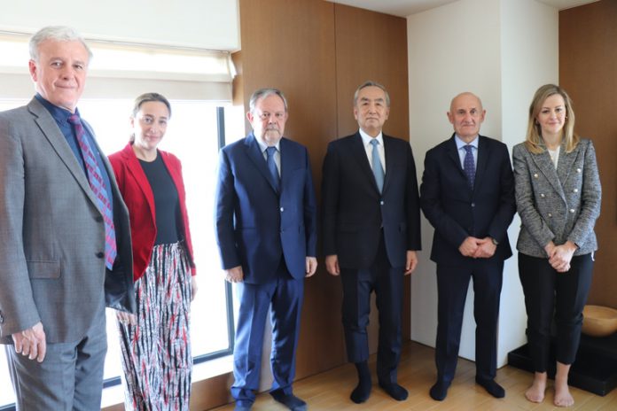 n770_Azpiazu_embajador_1-696x464-1