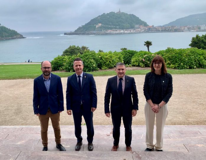 n770_Bildarratz_Uda_ikastaroak3-696x541-1