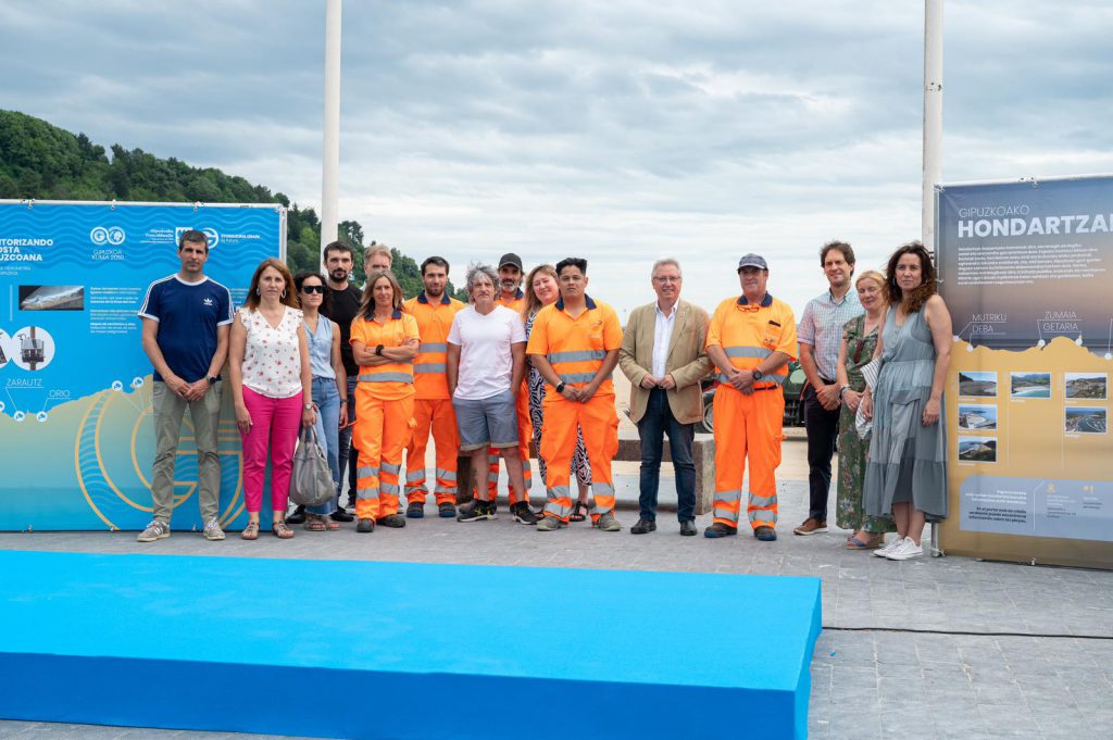 Medio Ambiente invierte dos millones de euros en reforzar la seguridad y la limpieza de los arenales de Gipuzkoa