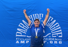 Los surfistas Aitor Francesena ‘Gallo’ y Ander Goenaga, campeones de Europa