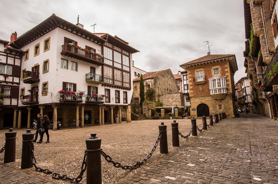 Hondarribia, entre los pueblos medievales más bonitos según National Geographic