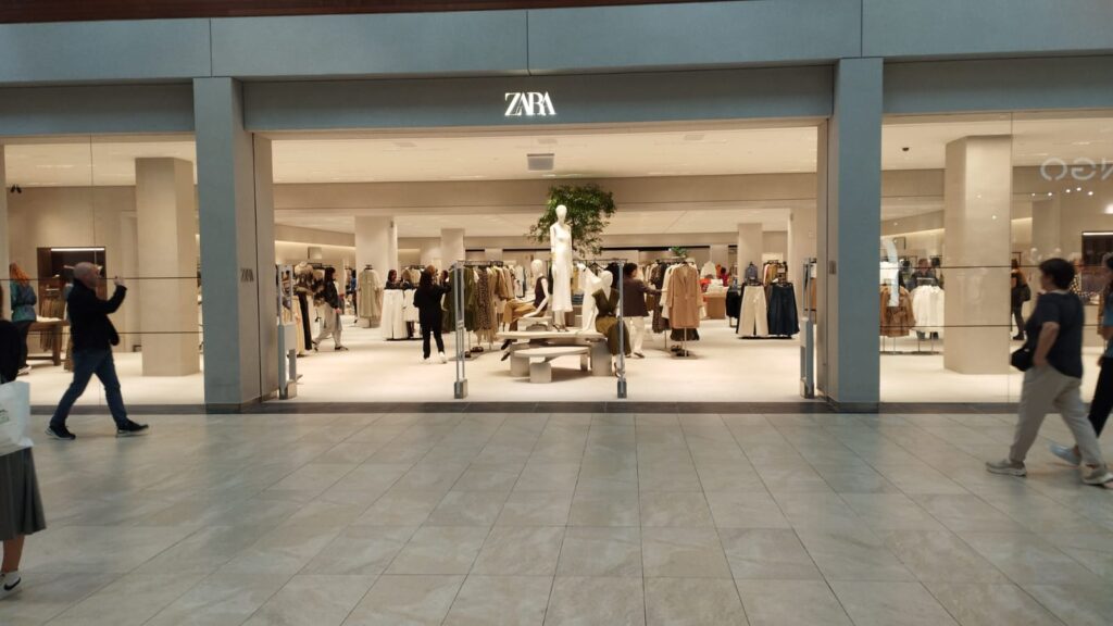 Zara inaugura una tienda de más de 3.000 m2 en Garbera