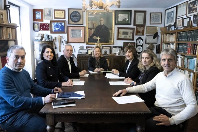 GFA-PRENTSA-02-696x464-1