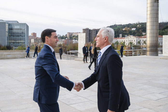 n770_Patronato_Guggenheim_Bilbo_04-12-2024_JonUsual-1-696x463-1