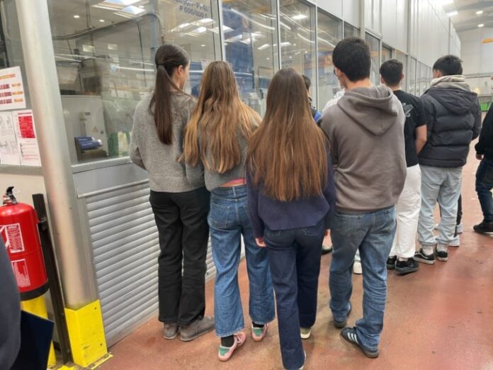 img_9342-768x576-1-696x522-1