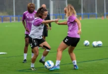 Eibarko lehen emakumezkoen taldea bidaiarako prestatzen ari da