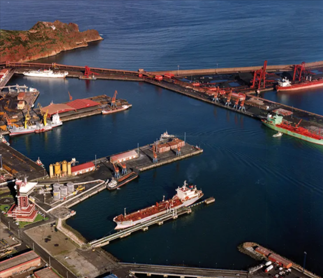 puerto-de-El-Musel-Buscar-con-Google-09-30-2025_09_20_AM