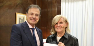 Eusko Jaurlaritzako Osasuneko sailburuak osasun publikoaren paradigma aldatzearen alde egin du Madrilen, osasunaren prebentzioa eta sustapena, ekitatea eta komunitatea oinarri