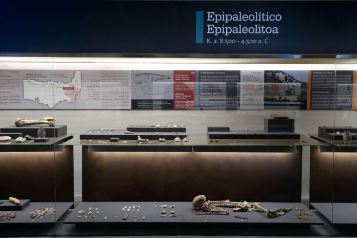 Sala-de-Prehistoria_1-696x463-1