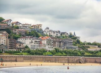 Gipuzkoa es la tercera provincia con la vivienda más cara del Estado