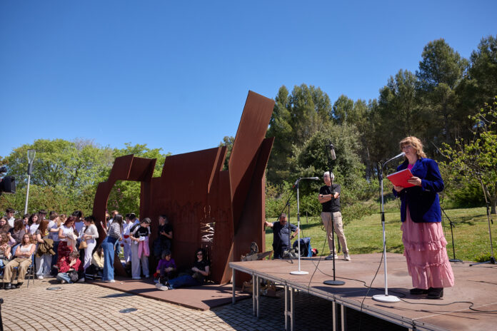 Sartagudako Memoriaren Parkea errepresio frankistaren biktimen ahanztura amaitzeko sortu zela gogorarazi du Ollo lehendakariordeak