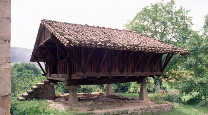 Los hórreos de Euskadi, declarados Patrimonio Cultural Inmaterial