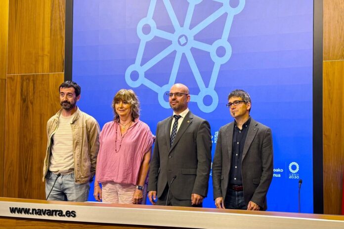 Rueda-de-prensa-Convenio-UPNA-696x464-1