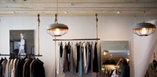El sector comercial de Euskadi eleva sus ventas un 3,5% pero reduce ligeramente su cifra de empresas