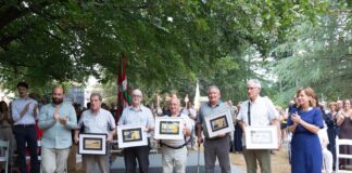 Representantes institucionales rinden homenaje en Bergara a la memoria de la abolición de los fueros y al Movimiento de Alcaldes