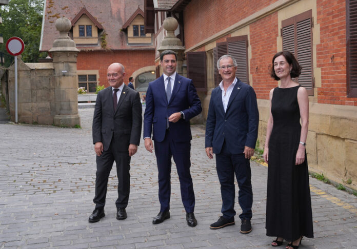 Lehendakariak zientzia eta ezagutza demokraziaren zutabe direla adierazi du EHUko Udako Ikastaroen inaugurazioan