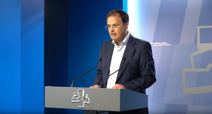 n770_Consejero_Salud_GV_Alberto_Martinez-696x374-2